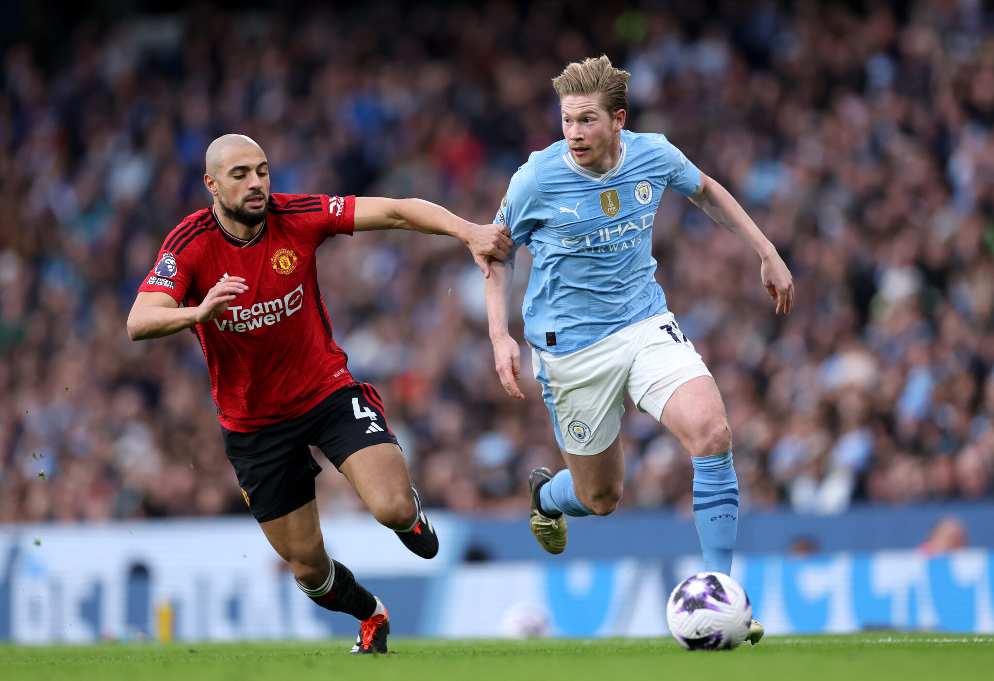 Sofyan Amrabat’s Struggles at Manchester United Raise Questions Over Permanent Move